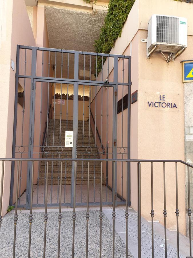 סן-מקסים Le Victoria, Centre Ville , Plage Et Parking Gratuit מראה חיצוני תמונה